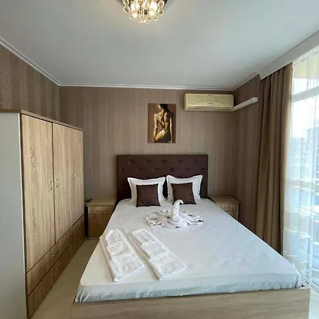 Апартамент Gallery A