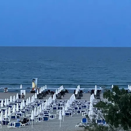 Gallery A アパート *