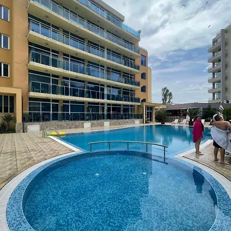 Gallery A アパート *