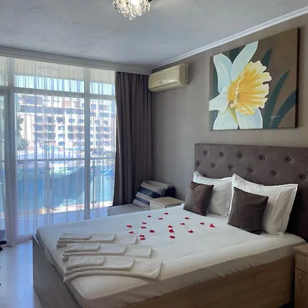 アパート Gallery A