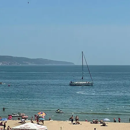 アパート Gallery A